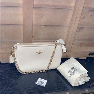 Authentic Coach Nolita 19 Wristlet/Top Handle in Polish Pebble Leather Wristlet